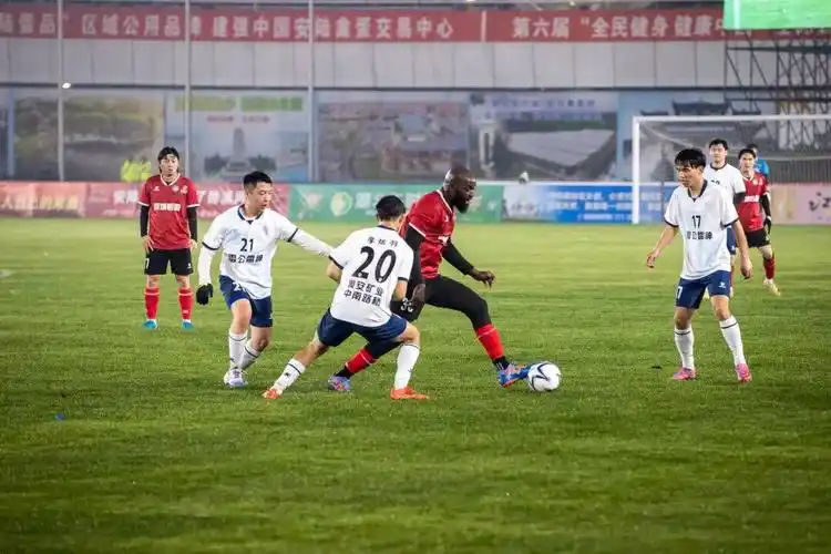 中超联赛：上海海港 VS 山东泰山